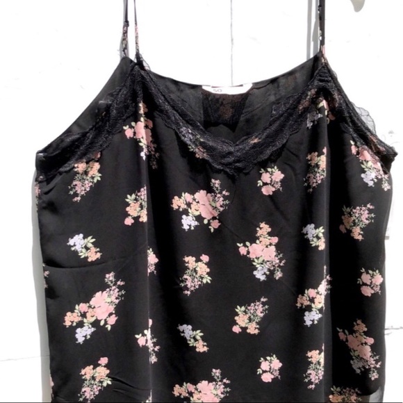 SO Black Lace Trim Floral Chiffon Cami Size 2X - Picture 6 of 16